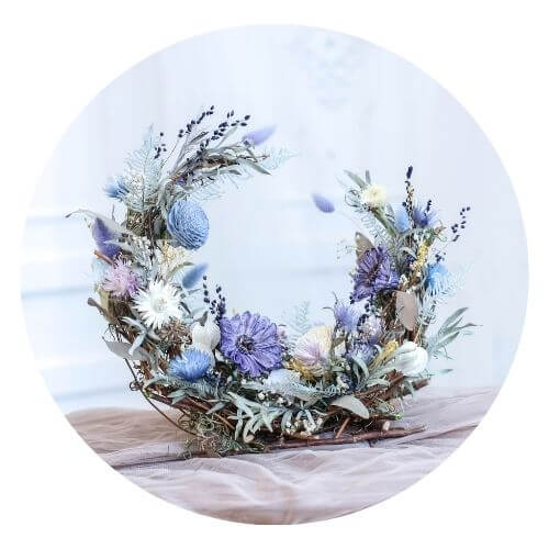 藍紫色調月亮乾燥花桌花作品 - 小V手作花藝與生活美學
